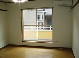 アイビーハウス 103 2階ワンルームのリビング/ダイニング