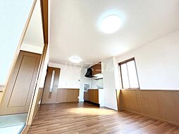 グランシャリオ 2階2LDKのリビング/ダイニング