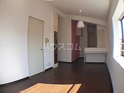 小田急小田原線 千歳船橋駅 徒歩8分の賃貸マンション 3階1Kのリビング/ダイニング