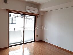 サンライズ国立 307 3階1Kのリビング/ダイニング