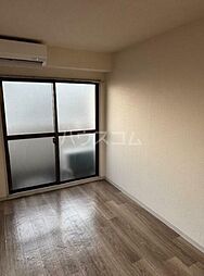 メゾン・ド・プルミエール 306 3階ワンルームのリビング/ダイニング