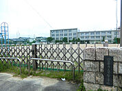 【小学校】四日市市立常磐小学校まで1185ｍ