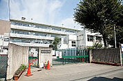 【中学校】調布市立第五中学校まで2393ｍ