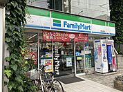 【コンビニエンスストア】ファミリーマート豊国通店まで371ｍ