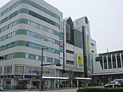【ショッピングセンター】アズ熊谷まで1315ｍ