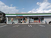 【コンビニエンスストア】ファミリーマート 富士本吉原店まで331ｍ
