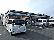 【コンビニエンスストア】ファミリーマート　湖西美吉店まで66ｍ