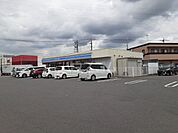 【コンビニエンスストア】ローソン 土浦神立中央五丁目店まで561ｍ