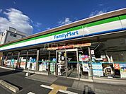 【コンビニエンスストア】ファミリーマート 浦和本太店まで508ｍ