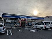【コンビニエンスストア】ローソン 小牧二丁目店まで573ｍ