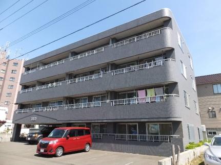 北海道札幌市白石区中央二条１丁目(賃貸マンション2LDK・3階・47.70㎡)の写真 その1