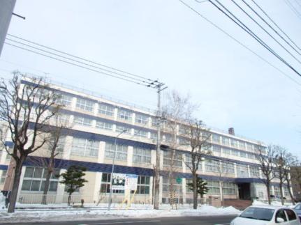 画像16:札幌静修学園(高校・高専)まで291m