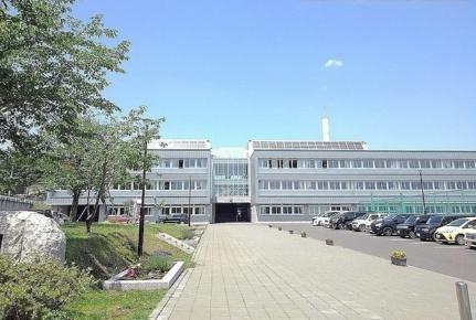 画像13:札幌市立手稲中学校(中学校)まで360m