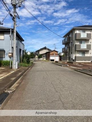 画像14:前面道路(その他周辺施設)まで0m