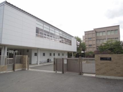 画像16:富士川第一中学校(中学校)まで4866m
