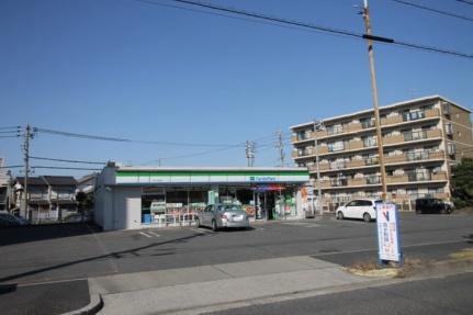 画像12:ファミリーマート中川好本町店(コンビニ)まで536m