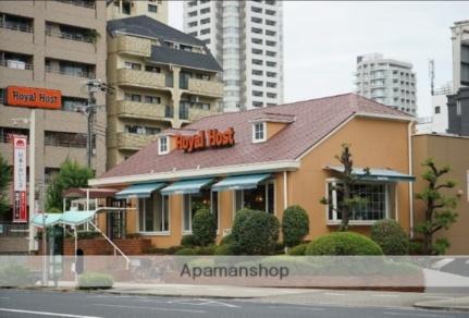 画像18:ロイヤルホスト上本町店(飲食店)まで189m