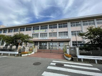画像13:姫路市立中学校網干中学校(中学校)まで402m