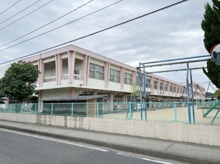 画像14:瀬戸内市立邑久小学校(小学校)まで356m