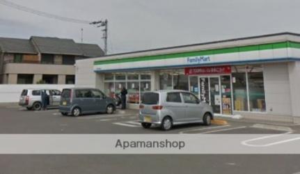 画像18:ファミリーマート高松小村町店(コンビニ)まで470m