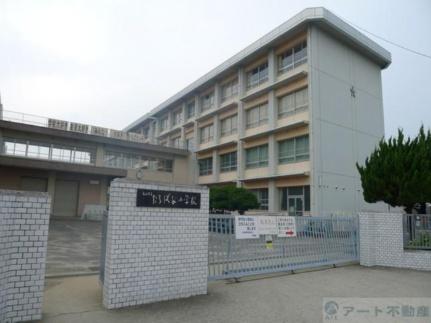 画像10:たちばな小学校(小学校)まで966m