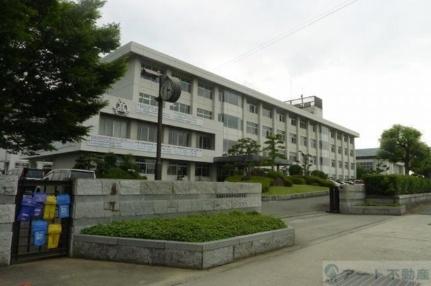 画像14:松山中央高等学校(高校・高専)まで1331m