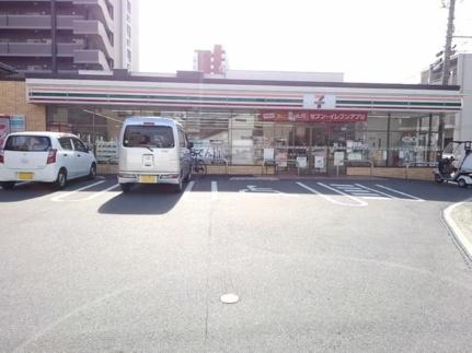 画像13:セブンイレブン博多堅粕3丁目店(コンビニ)まで96m