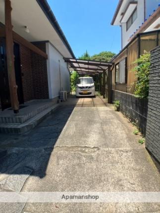 画像27:駐車場