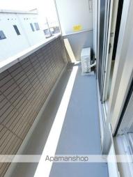 カトリエーム B